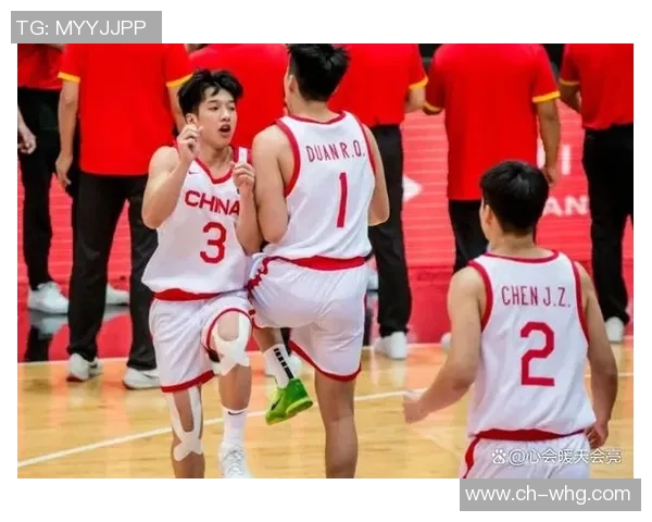 中国男篮队迎战泰国队全力争胜展现实力与团队合作精神 中国男篮队迎战泰国队全力争胜展现实力与团队合作精神