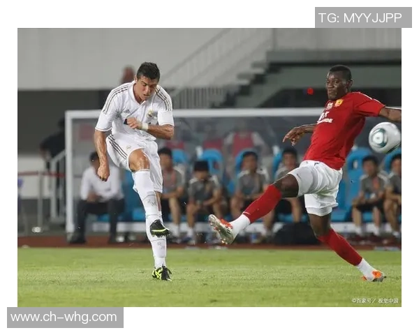 回顾2014年意大利与荷兰经典对决的精彩瞬间与战术分析