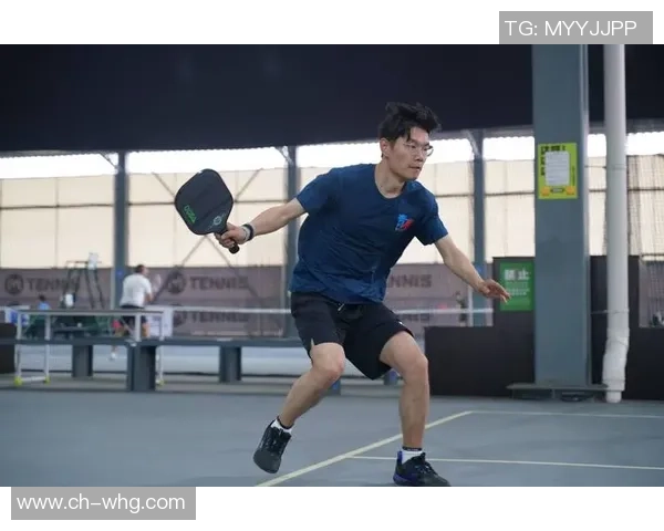 吴前：从篮球场上的领袖到生活中的奋斗者，展现不凡的拼搏精神与人生哲学