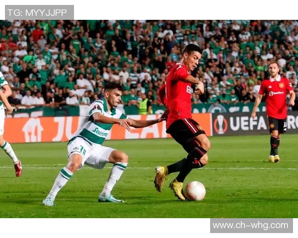 奥莫尼与埃因霍的精彩对决揭示足球战术与团队合作的重要性 奥莫尼与埃因霍的精彩对决揭示足球战术与团队合作的重要性